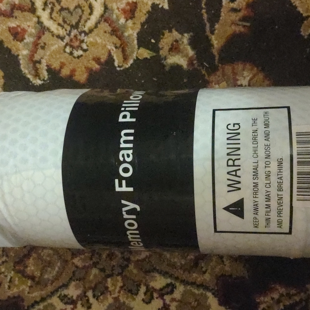 Memory foam pillow